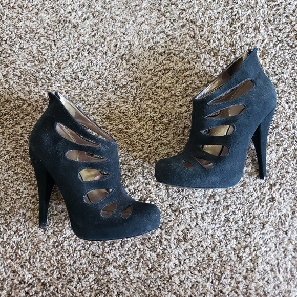 Steve Madden Heels - Picture 2 of 4